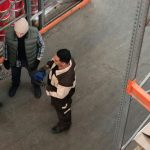 ¿Vulnera la empresa el derecho a la libertad sindical al exigir a los representantes sindicales la justificación del uso de horas sindicales?