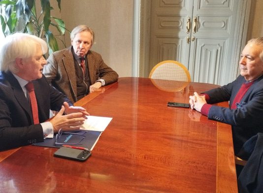 El presidente de la Abogacía se reúne con el abogado venezolano Carlos Sarmiento