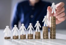 El Gobierno plantea subir el SMI un 3,1% para 2026, hasta 1.221 euros al mes, sin tributación en IRPF