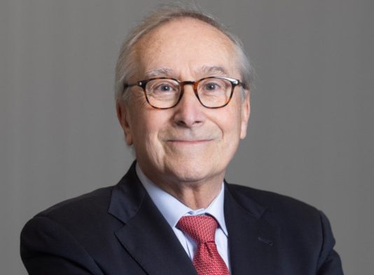 Jesús Gómez Montero, nombrado socio honorario de ELZABURU