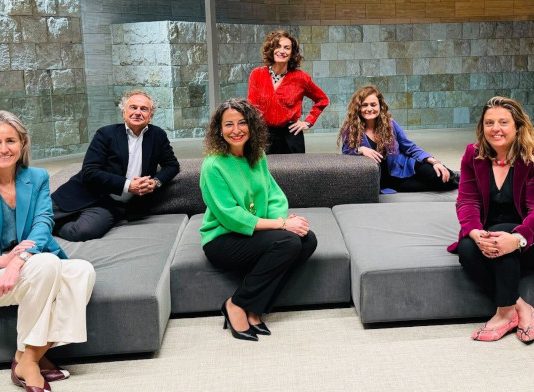 Mercedes Carmona renueva mandato liderando la Junta Directiva de Inkietos