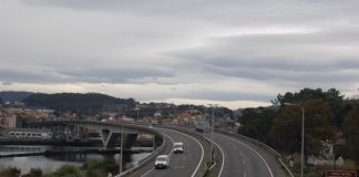 La Audiencia de A Coruña condena a Audasa a pagar parte de los peajes abonados durante las obras de ampliación del puente de Rande
