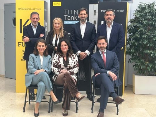 Empresas y bufetes dicen sí a la IA, pero siempre con criterio, ética y transparencia