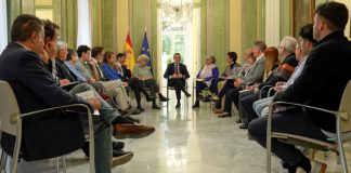 Bolaños se reúne con representantes de asociaciones de víctimas de abusos sexuales para trasladarles los detalles del sistema de reparación acordado con la Iglesia