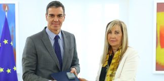 La presidenta del TS y del CGPJ entrega al presidente del Gobierno las Memorias anuales correspondientes al año 2024