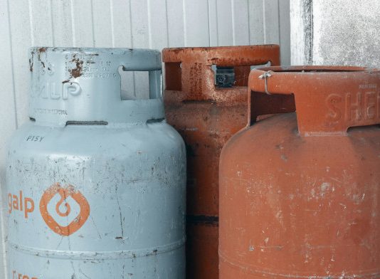 El TSJPV confirma la condena de 7 años de prisión impuesta a un hombre por provocar un incendio con una bombona de butano en un piso