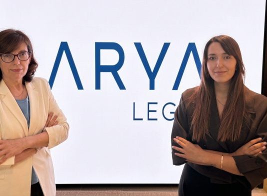 ARYA Legal abre oficina en Barcelona y ficha como responsable a Mercedes Santos