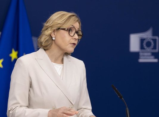 Bruselas buscar potenciar el peso de la industria europea en la nube para romper con dependencia de EEUU