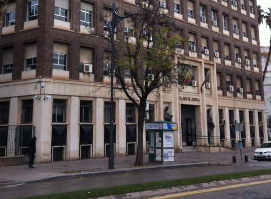 La atribución de los gastos funerarios a falta de acuerdo probado
