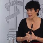 La ley de violencia vicaria prevé la privación automática de la patria potestad a padres condenados