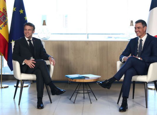 El Constitucional avala el Tratado de Amistad con Francia antes de la visita de Estado de Macron