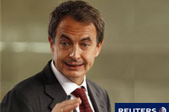 Los nuevos miembros del Gobierno toman hoy posesión del cargo El presidente del Gobierno, José Luis Rodríguez Zapatero, durante una conferencia de prensa en La Moncloa, el 20 de octubre de 2010.