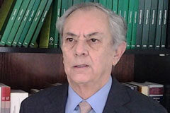 “Presentamos una guía utilísima para navegar en el vasto y complicado océano del Derecho” Alfredo Montoya