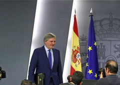 El ministro de Educación, Cultura y Deporte y portavoz del Gobierno, Íñigo Méndez de Vigo, al inicio de la rueda de prensa posterior al Consejo de Ministros.