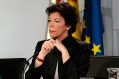 Aprobado el Anteproyecto de Ley para la Transformación Digital del Sistema Financiero, a pesar de que carece de recorrido legislativo La ministra de Educación y Formación Profesional y portavoz del Gobierno, Isabel Celaá, durante la rueda de prensa posterior al Consejo de Ministros, celebrado en La Moncloa.