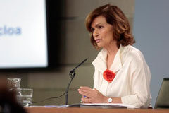 El Gobierno destina más de 215 millones de euros a mejorar la red ferroviaria La vicepresidenta del Gobierno, ministra de la Presidencia, Relaciones con las Cortes e Igualdad en funciones, Carmen Calvo, durante la rueda de prensa posterior al Consejo de Ministros.