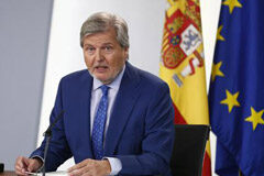 Las grandes empresas deberán detallar por ley información no financiera El ministro de Educación, Cultura y Deporte y portavoz del Gobierno, Íñigo Méndez de Vigo, durante la rueda de prensa posterior al Consejo de Ministros.