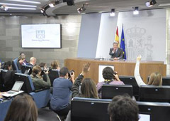 El ministro de Educación, Cultura y Deporte y portavoz del Gobierno, Íñigo Méndez de Vigo, durante la rueda de prensa posterior al Consejo de Ministros.