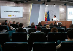 La ministra de Educación y Formación Profesional y portavoz del Gobierno, Isabel Celaá, durante la rueda de prensa posterior al Consejo de Ministros.