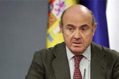 Aprobado el Reglamento para la ejecución de la Ley de Patentes, que entró en vigor el sábado El ministro de Economía, Industria y Competitividad, Luis de Guindos, durante la rueda de prensa posterior al Consejo de Ministros.