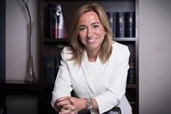 “Ahora no miro a la ley como la obra del legislador, sino como aliada mía y de mi cliente” Carme Chacón