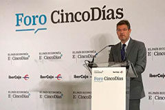 Catalá confía en los nuevos presupuestos para satisfacer las demandas de los profesionales de la Justicia Rafael Catalá