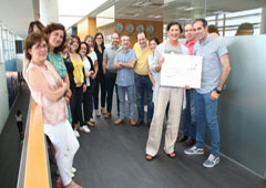 La plantilla de Thomson Reuters en Navarra recauda 1.035 euros para la Asociación Esclerosis Múltiple Navarra (ADEMNA)