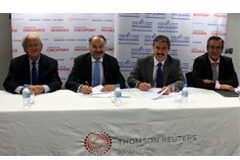 Thomson Reuters y el CGPE firman un convenio de colaboración para dotar de formación a los procuradores De izda. a Dcha.: Javier Moscoso del Prado, presidente del Consejo de Redacción de Thomson Reuters Aranzadi, Juan Carlos Estévez, presidente del CGPE, Carlos Gaona, director general de Thomson Reuters en la región European Civil Law, Javier Carlos Sánchez