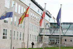 Un comercio deberá pagar 22.000 euros por vender un móvil con fotografías personales de un usuario anterior TSJ de Cantabria