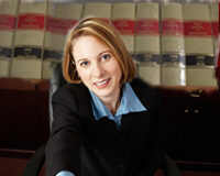 La sociedad desdramatiza el acudir a un abogado La sociedad desdramatiza acudir abogado