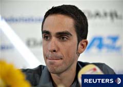 Contador ofrece una rueda de prensa en la localidad danesa de Herning el 13 de agosto de 2010.