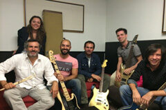 CMS ALBIÑANA & SUÁREZ DE LEZO: CONTROL DE CAMBIOS pone su granito de arena musical a favor de la solidaridad a través del Rock & Law 2014 de izquierda a derecha, Javier Leyva (batería), María González (voz), Abraham Nájera (bajo y voz), Luis Ugarte (guitarra), Bruno González (guitarra y voz) y Raúl Álvarez (guitarra), componentes de Control de Cambios