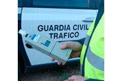 Alcoholemia: amenaza disuasoria, acumulación punitiva Las pruebas de alcoholemia atentan contra el derecho de igualdad, según una sentencia del Juzgado de lo Penal de Málaga