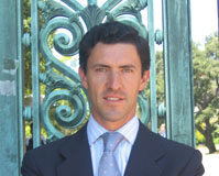 “La reactivación de los mercados requiere que el inversor recupere su confianza en los intermediarios” Foto carnet de Alfonso Martinez