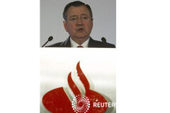 El Supremo falla a favor de la inhabilitación del CEO de Santander Alfredo Sáenz durante la presentación de los resultados de Santander en Boadilla del Monte, Madrid, el 26 de abril de 2012