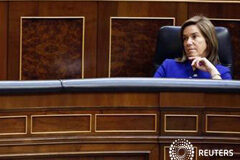 Sanidad propondrá dejar de financiar 450 medicamentos comunes La ministra, Ana Mato, durante una rueda de prensa en abril, el 18 de abril de 2012