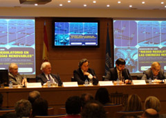 De izquierda a derecha: Luciano Parejo, Javier Moscoso del Prado, Miguel Ángel Martínez-Aroca, Juan Castro-Gil y Ramón Tamames.