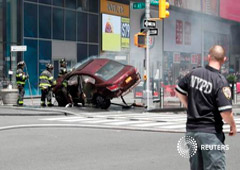 El coche que ambistió a peatones en Times Square en Nueva York, el 18 de mayo de 2017