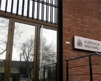 La Audiencia de Madrid disuelve el grupo neonazi Blood & Honour Fachada de la Audiencia Nacional.