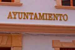 La transmisibilidad de las licencias, comunicación o consentimiento Ayuntamiento