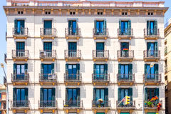 El alquiler de un balcón para la cabalgata de Reyes se debe hacer constar en la declaración de la Renta Balcones