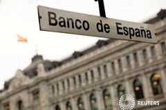 El coste para España de un Brexit desordenado sería «significativo», pero no «desmesurado» La estación de metro Banco de España se ve frente al edificio del Banco de España en Madrid, España, 22 de mayo de 2018