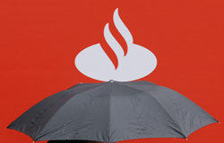 Banco Santander indemniza con 24.000 euros a matrimonio por anotar su morosidad como avalistas en el CIRBE Los afectados españoles por Madoff, manos a la obra