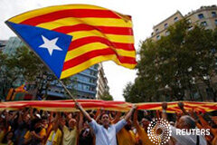 Cataluña presiona por la independencia con una enorme cadena humana Bandera de Cataluña