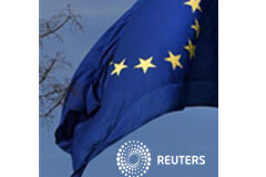 La UE prepara normas para suspensiones temporales de Schengen Bandera Union Europea