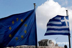 Un ministro griego dice que Grecia tiene un plan B si la UE sigue rígida Una bandera griega junto a otra de la UE en Atenas el 20 de enero de 2015