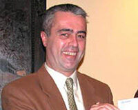 Detenido el alcalde de Estepona, varios concejales y empresarios de la zona La policía toma el ayuntamiento de Estepona. Antonio Barrientos alcalde de Estepona