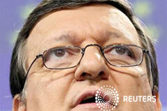 Barroso: El plan de Bruselas es un paso hacia una unión bancaria Barroso en una rueda de prensa en Bruselas