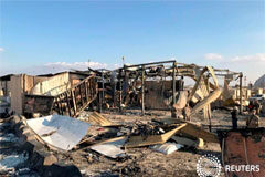 Once soldados de EEUU resultaron heridos en el ataque con misiles en Irak el 8 enero Soldados estadounidenses inspeccionan el lugar donde un misil iraní impactó en la base aérea de Ain al-Asad en la provincia de Anbar, Irak, el 13 de enero, 2020.