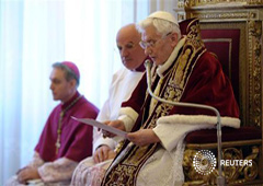 Benedicto XVI en el consistorio vaticano del 11 de febrero de 2013